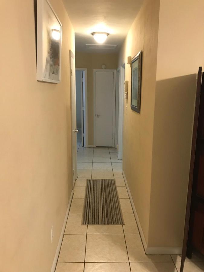 Вилла Great Location Near Downtown & Airport Тампа Экстерьер фото