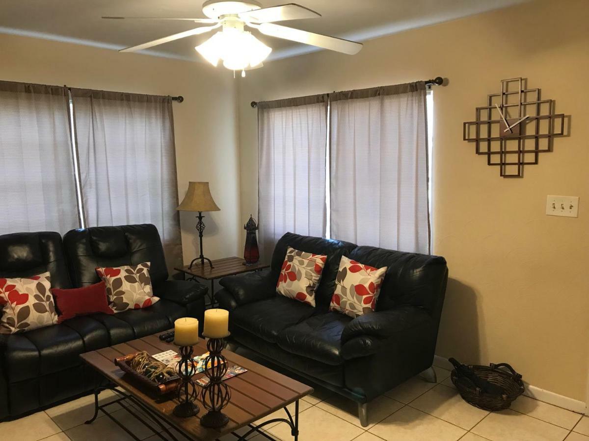 Вилла Great Location Near Downtown & Airport Тампа Экстерьер фото